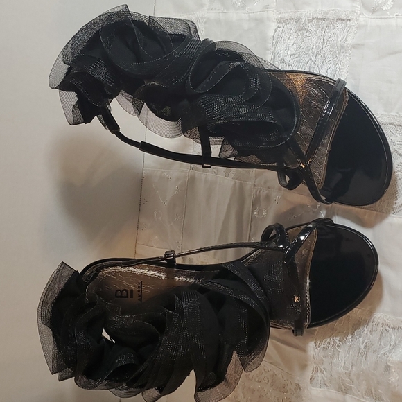 B Bakers "Rory" Patent Leather Dress Heels $15 Size 8.5B - Picture 2 of 7